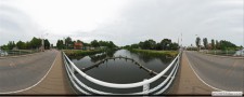 Op brug Piushaven Oost - Brug Piushaven & Piushaven - Tilburg